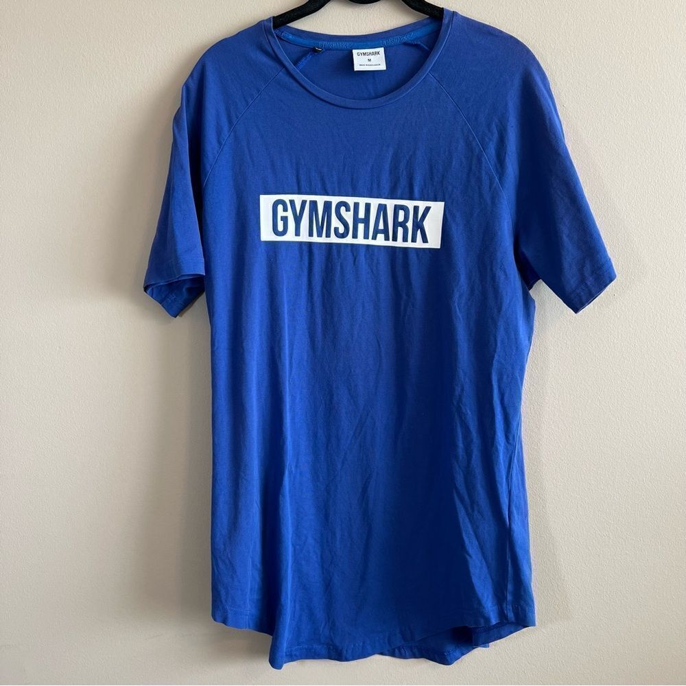 ✨ Gymshark Men’s Blue Shirt Medium